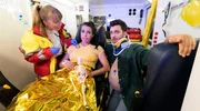 Clarissa und Tarkan beschäftigen sich dieses Mal mit dem Thema: "Im Rettungswagen" Clarissa und Tarkan beschäftigen sich dieses Mal mit dem Thema: "Im Rettungswagen"