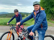 Moderator Axel Bulthaupt mit Kati Wilhelm.