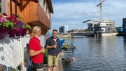 D&ouml;rfliche Nachbarschaft im Hafen.