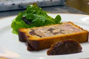 Die Fleischpastete im Teigmantel, eine lokale Spezialit&auml;t aus Lyon, war lange Zeit fast in Vergessenheit geraten. Nun erlebt sie ein Revival.