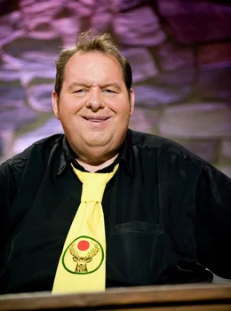 PHOENIX OTTFRIED FISCHER, ""Wo meine Sonne scheint"", am Dienstag (31.12.13) um 18:00 Uhr. Unter dem Titel "Wo meine Sonne scheint" pr&auml;sentiert Ottfried Fischer sein drittes Soloprogramm - augenzwinkernd, humorvoll, hintergr&uuml;ndig.
