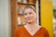 Vera (Sybille Waury) muss feststellen, dass Gregor sich leicht t&auml;uschen l&auml;sst.