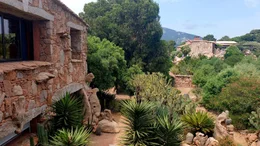 Das G&auml;stehaus der Familie Finidori in Figari.