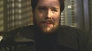 Eine junge Studentin wurde vergewaltigt. Bei ihr wurde der Schal von Wally Parkers (Zak Orth) gefunden, doch dieser behauptet, das Opfer zuletzt auf einer Party gesehen zu haben.