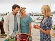 Eine bretonische Hochzeit - die würde Nanette (Brigitte Zeh, M.) auch gerne feiern. Aber ihr Freund Xavier (Nicolas Jacques, l.) will seine Ehe mit Marianne (Alexandra Cholton, r.) nicht aufgeben. Eine bretonische Hochzeit - die würde Nanette (Brigitte Zeh, M.) auch gerne feiern. Aber ihr Freund Xavier (Nicolas Jacques, l.) will seine Ehe mit Marianne (Alexandra Cholton, r.) nicht aufgeben.