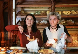 Leckere Gesch&auml;fte: Lena (Christine Neubauer) und Donald (Markus Hering) in ihrer B&auml;ckerei.