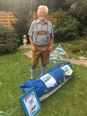 Georg Kirner mit seiner Pulka. Georg Kirner mit seiner Pulka.