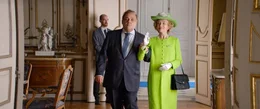 Vorne, v.li.: G&eacute;rard Martin (Didier Bourdon), Nicole Martin (Sylvie Testud)