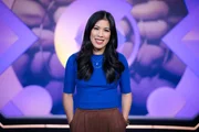 Mai Thi Nguyen-Kim moderiert in ihrer unvergleichlichen Weise die "MAITHINK X - Die Show". In dieser Sendung beschäftigt sie sich mit dem Placeboeffekt. Mai Thi Nguyen-Kim moderiert in ihrer unvergleichlichen Weise die "MAITHINK X - Die Show". In dieser Sendung beschäftigt sie sich mit dem Placeboeffekt.