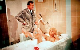 v.li.: Baron Mucki (Gunther Philipp), Graf Bobby (Peter Alexander)