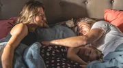 Mads (Sebastian Str&ouml;bel, re.) und Eva (Marie Burchard, li.) hatten eine ungew&ouml;hnliche erste Nacht.