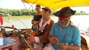 Andal (m.) auf dem Boot. Andal (m.) auf dem Boot.