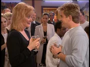 Jesse (Charlie Schlatter, r.) versucht, seiner Mutter (l.) klarzumachen, dass er in Los Angeles sein eigenes Leben f&uuml;hren m&ouml;chte.