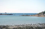 Schriftsteller Michel Le Bris erzählt von Abenteuern in seiner Heimat, der Bretagne. In Morlaix entdeckt er den Glanz einer alten Handelsstadt wieder. Schriftsteller Michel Le Bris erzählt von Abenteuern in seiner Heimat, der Bretagne. In Morlaix entdeckt er den Glanz einer alten Handelsstadt wieder.