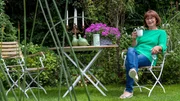 Hobbygärtnerin Brigitte Bergschneider aus Paderborn ist die heutige Gastgeberin. Hobbygärtnerin Brigitte Bergschneider aus Paderborn ist die heutige Gastgeberin.