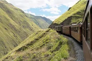 Ecuador - Oberhalb der Teufelsnase durch die Anden.