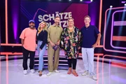 (v.l.n.r.) Simon Pearce; Evelyn Burdecki; Daniel Boschmann; Ilka Bessin; Simon Gosejohann (v.l.n.r.) Simon Pearce; Evelyn Burdecki; Daniel Boschmann; Ilka Bessin; Simon Gosejohann