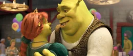 "F&uuml;r immer Shrek", Shrek f&uuml;hrt mit Fiona und seinen drei Kindern ein gl&uuml;ckliches Familienleben. Hin und wieder sehnt er sich aber nach seinem wilden Oger-Dasein zur&uuml;ck. Rumpelstilzchen schl&auml;gt ihm einen verh&auml;ngnisvollen Tausch vor. Shrek bekommt einen Tag ungebundener Freiheit, wenn er dem hinterlistigen Kerl einen Tag seiner Kindheit schenkt. Rumpelstilzchen sucht sich ausgerechnet den Tag von Shreks Geburt aus. Nun kennt keiner mehr den gr&uuml;nen Oger und gemeine Hexen beherrschen das K&ouml;nigreich 'Weit, weit weg'. Shrek bleiben 24 Stunden Zeit, alles wieder ins Lot zu bringen.  SENDUNG: ORF eins - MI - 25.12.2019 - 09:15 UHR. - Veroeffentlichung fuer Pressezwecke honorarfrei ausschliesslich im Zusammenhang mit oben genannter Sendung oder Veranstaltung des ORF bei Urhebernennung.