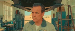 Matt Dillon (Hank).