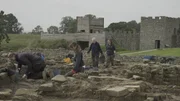Die Arch&auml;ologen Penny Trichler, Marta Alberti, Bridget Watson und Bethany Hughes arbeiten an Ausgrabungen im r&ouml;mischen Kastell Vindolanda in Hexham, England.