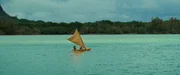 Reisende in einem Kanu auf dem Meer. Reisende in einem Kanu auf dem Meer.