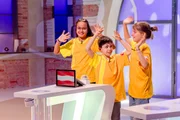 Das gelbe Rateteam aus Insbruck/Österreich freut sich auf einen spannenden Quiztag bei "1, 2 oder 3". Das gelbe Rateteam aus Insbruck/Österreich freut sich auf einen spannenden Quiztag bei "1, 2 oder 3".