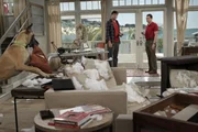 Was ist bloß bei Walden (Ashton Kutcher, l.) und Alan (Jon Cryer, r.) passiert? Was ist bloß bei Walden (Ashton Kutcher, l.) und Alan (Jon Cryer, r.) passiert?