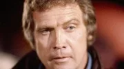 Eigentlich ist Colt Seavers (Lee Majors) Hollywood-Suntman, doch um finanziell besser über die Runden zu kommen, hat er sich ein zweites Standbein als Kopfgeldjäger aufgebaut und ist nach Feierabend den Verbrechern Kaliforniens auf der Spur. Seine Stuntman-Fähigkeiten kommen ihm während seiner spannenden und oftmals gefährlichen Einsätze natürlich zugute. Eigentlich ist Colt Seavers (Lee Majors) Hollywood-Suntman, doch um finanziell besser über die Runden zu kommen, hat er sich ein zweites Standbein als Kopfgeldjäger aufgebaut und ist nach Feierabend den Verbrechern Kaliforniens auf der Spur. Seine Stuntman-Fähigkeiten kommen ihm während seiner spannenden und oftmals gefährlichen Einsätze natürlich zugute.