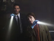 Joe Ashworth (David Leon, l.); Vera Stanhope (Brenda Blethyn, r.) Joe Ashworth (David Leon, l.); Vera Stanhope (Brenda Blethyn, r.)