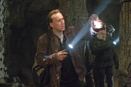 Benjamin Franklin Gates (Nicolas Cage)  +++ Die Verwendung des sendungsbezogenen Materials ist nur mit dem Hinweis und Verlinkung auf RTL+ gestattet. +++; Benjamin Franklin Gates (Nicolas Cage)  +++ Die Verwendung des sendungsbezogenen Materials ist nur mit dem Hinweis und Verlinkung auf RTL+ gestattet. +++