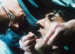 Folter: Laurence Olivier als Szell, Dustin Hoffman als Babe Levy (Copyright SRF/Paramount Pictures)