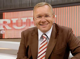 MDR Fernsehen GESCHENKE ZUM KRINGELN - EINE WITZIGE BESCHERUNG, am Sonntag (26.12.10) um 20:15 Uhr. Helga Hahnemann