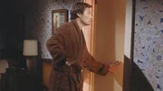 Howie Munson (Douglas Barr) Howie Munson (Douglas Barr)