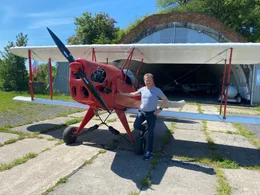 Jan Meissner und sein Leichtflugzeug.