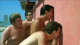 Benny (Jesse Katzur, re.), Momo (Jonathan Sagall, 2.v. re.), Johnny (Zachi Noy) und Victor (Avi Hadash, hinten) sind wieder einmal auf der Suche nach kleinen erotischen Abenteuern..Benny (Jesse Katzur, re.), Momo (Jonathan Sagall, 2.v. re.), Johnny (Zachi Noy) und Victor (Avi Hadash, hinten) sind wieder einmal auf der Suche nach kleinen erotischen Abenteuern..