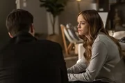 Barry Allen (Grant Gustin, l.); Caitlin Snow (Danielle Panabaker, r.) Barry Allen (Grant Gustin, l.); Caitlin Snow (Danielle Panabaker, r.)
