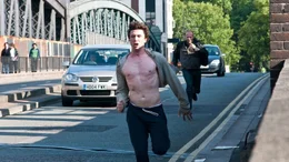 Aidan Gillen (Weiss), Jason Statham (Brant) Aidan Gillen (Weiss), Jason Statham (Brant)