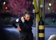 Chicago Fire - Enschneidende Ereignisse - Leaving the Station Staffel 1, Episode 8 Schmerzen: Taylor Kinney als Kelly Severide Chicago Fire - Enschneidende Ereignisse - Leaving the Station Staffel 1, Episode 8 Schmerzen: Taylor Kinney als Kelly Severide