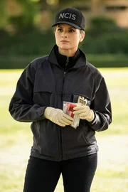 Jessica Knight (Katrina Law) Jessica Knight (Katrina Law)