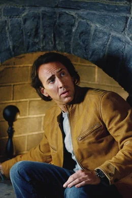 Cris Johnson (Nicolas Cage) ist mit einem unglaublichen Talent gesegnet: Er kann zwei Minuten in die Zukunft schauen, um dort sein pers&ouml;nliches Schicksal zu verfolgen. Fluch oder Segen?