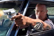 James "Driver" Cullen (Dwayne "The Rock" Johnson)