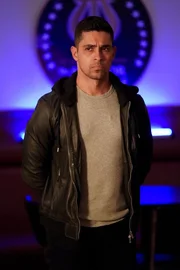 Nick Torres (Wilmer Valderrama)