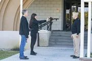 Dwayne Pride (Scott Bakula, l.); Tammy Gregorino (Vanessa Ferlito, M.)