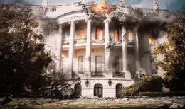 Es wankt, f&auml;llt aber nicht, der US-Pr&auml;sidentensitz "Wei&szlig;es Haus" im Actionkracher "White House Down".