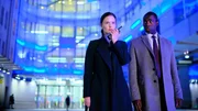 The Capture Staffel 2 Folge 2 Tappen erneut in die Falle: Holliday Grainger als Rachel Carey, Paapa Essiedu als Isaac Turner The Capture Staffel 2 Folge 2 Tappen erneut in die Falle: Holliday Grainger als Rachel Carey, Paapa Essiedu als Isaac Turner