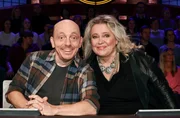 Rateteam-Kapit&auml;n Bernhard Ho&euml;cker (l.) mit S&auml;ngerin Anita Hegerland (r.).