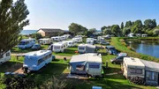 An einem der sch&ouml;nsten Str&auml;nde Fehmarns bietet die Camping-City Wulfener Hals Raum f&uuml;r rund 3500 G&auml;ste. Weitere Fotos erhalten Sie auf Anfrage.
