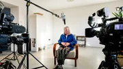 Elfie Semotan bei ihren fotografischen Streifz&uuml;gen im s&uuml;dlichen Burgenland.