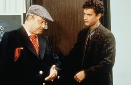Der junge Werbemanager David Basner (Tom Hanks, r.) muss sich verstaerkt mit seinem Vater Max (Jackie Gleason, l.) auseinandersetzen. Der alte Mann ist von seiner Frau nach 30 Ehejahren verlassen worden und klagt nun sein Recht auf Zuwendung bei seinem Sohn ein...