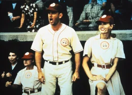Mitten im Spiel: Tom Hanks als Jimmy Dugan, Geena Davis als Dotti Hinson (Copyright SRF)